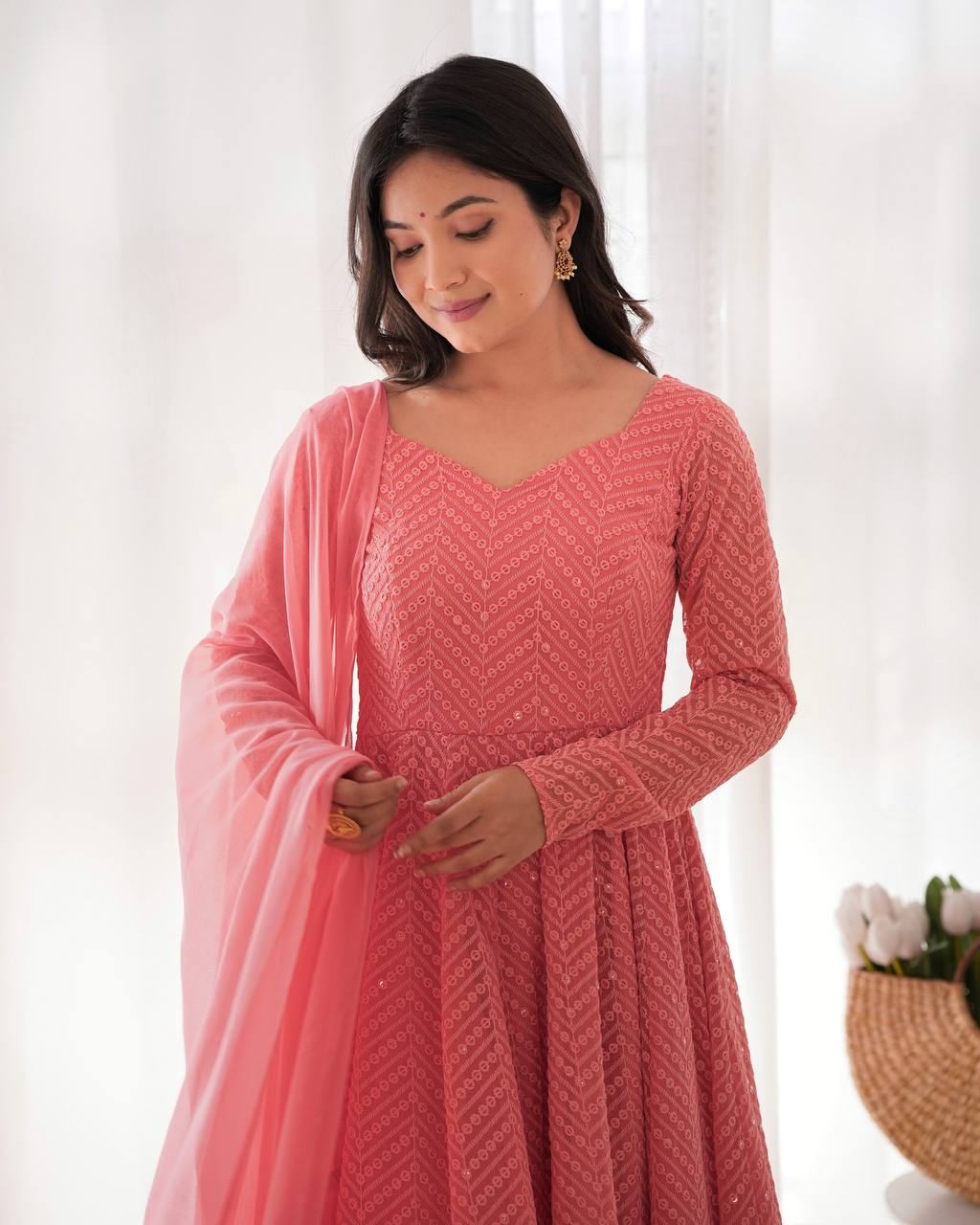✨ Elegant Lucknowi Anarkali Set ✨